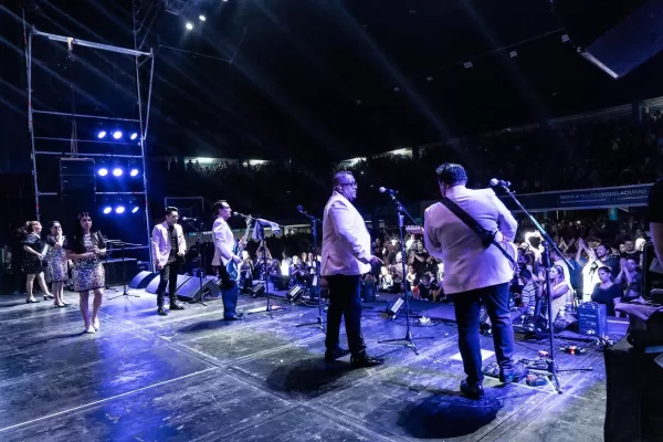 Asaltan equipo de producción de Los Ángeles Azules en la México - Puebla
